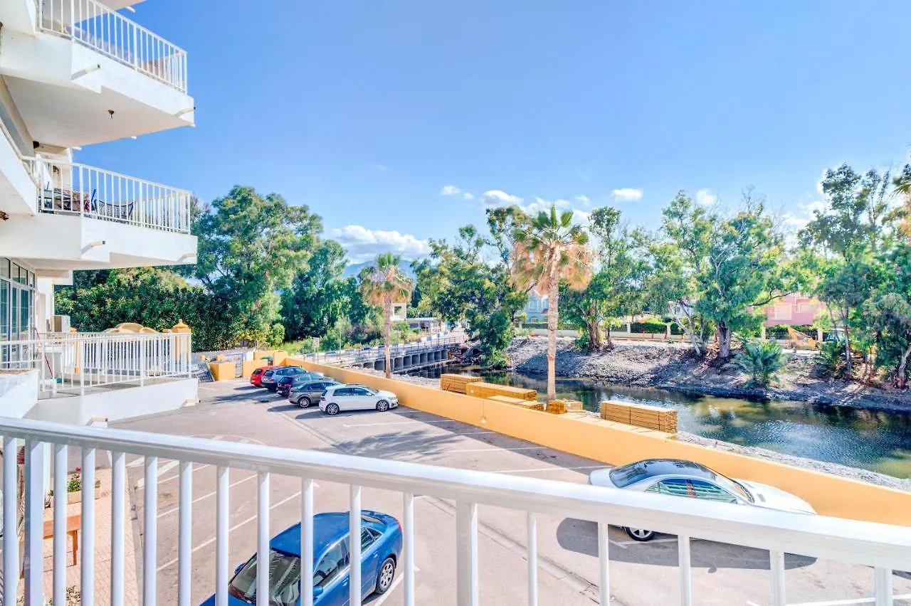 Beach Front Flat With Sea Views Marbella Apartment