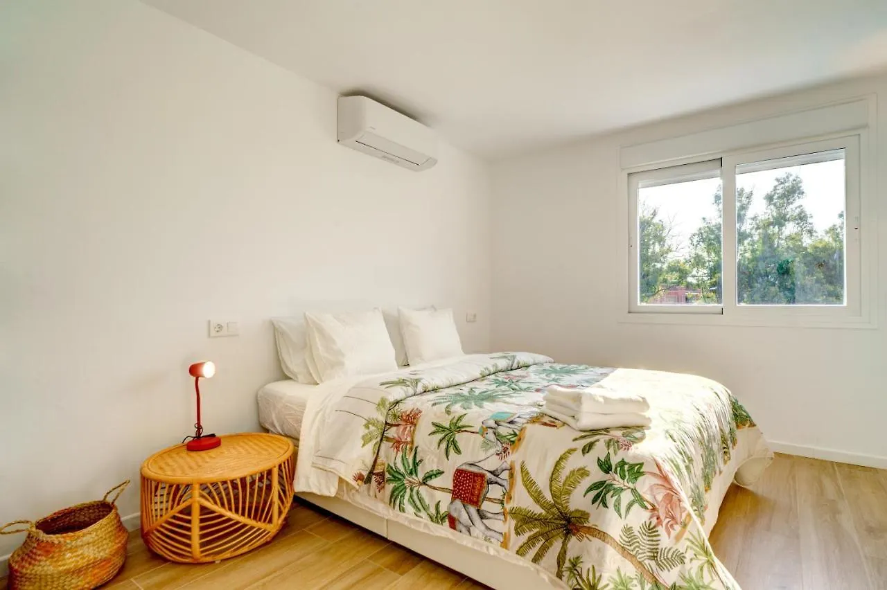 Beach Front Flat With Sea Views Marbella